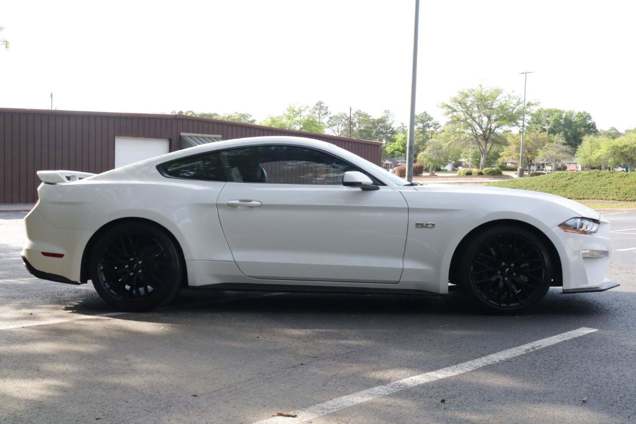 Used 2018 Ford Mustang GT Premium w/ GT Performance Package RWD image 6