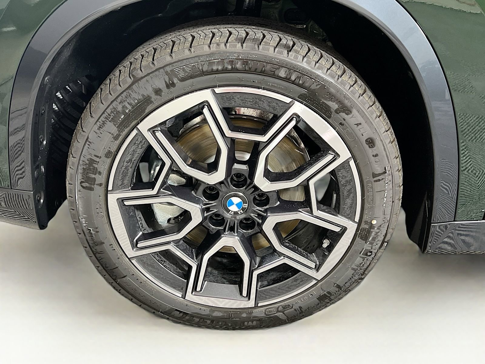 New 2025 BMW X1 xDrive28i w/ Convenience Package AWD/4WD image 32