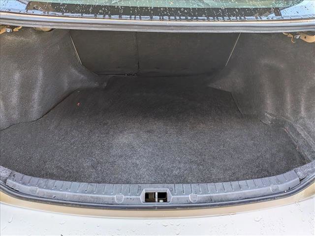 Used 2012 Toyota Corolla LE image 6