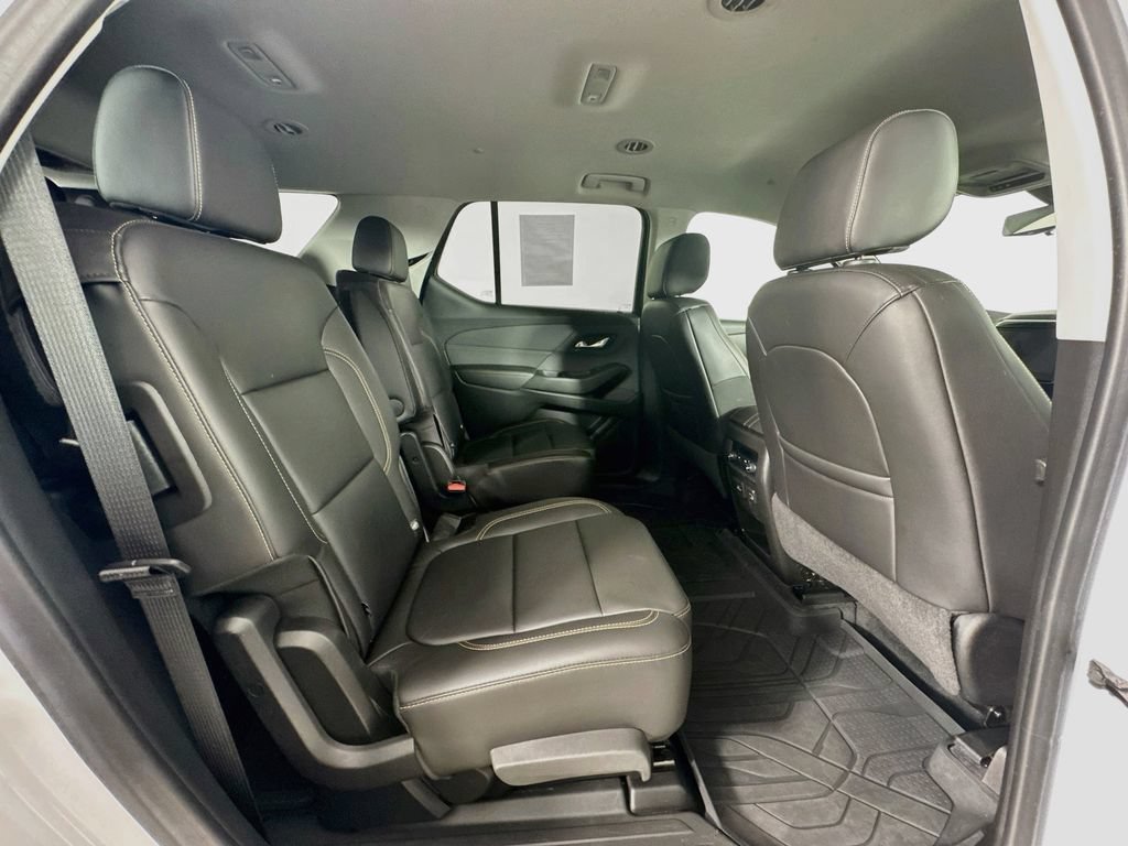 Used 2020 Chevrolet Traverse RS FWD image 30