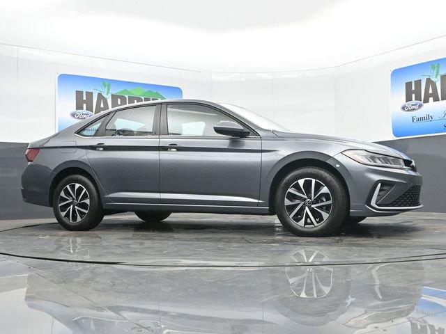 Used 2025 Volkswagen Jetta S image 21