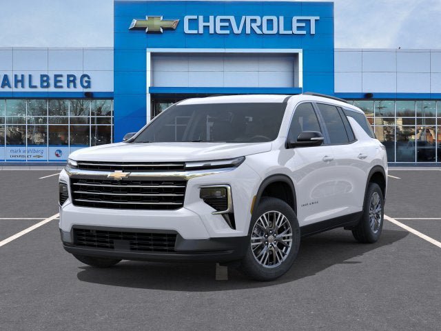 New 2026 Chevrolet Traverse LT w/ Driver Confidence Package FWD image 6
