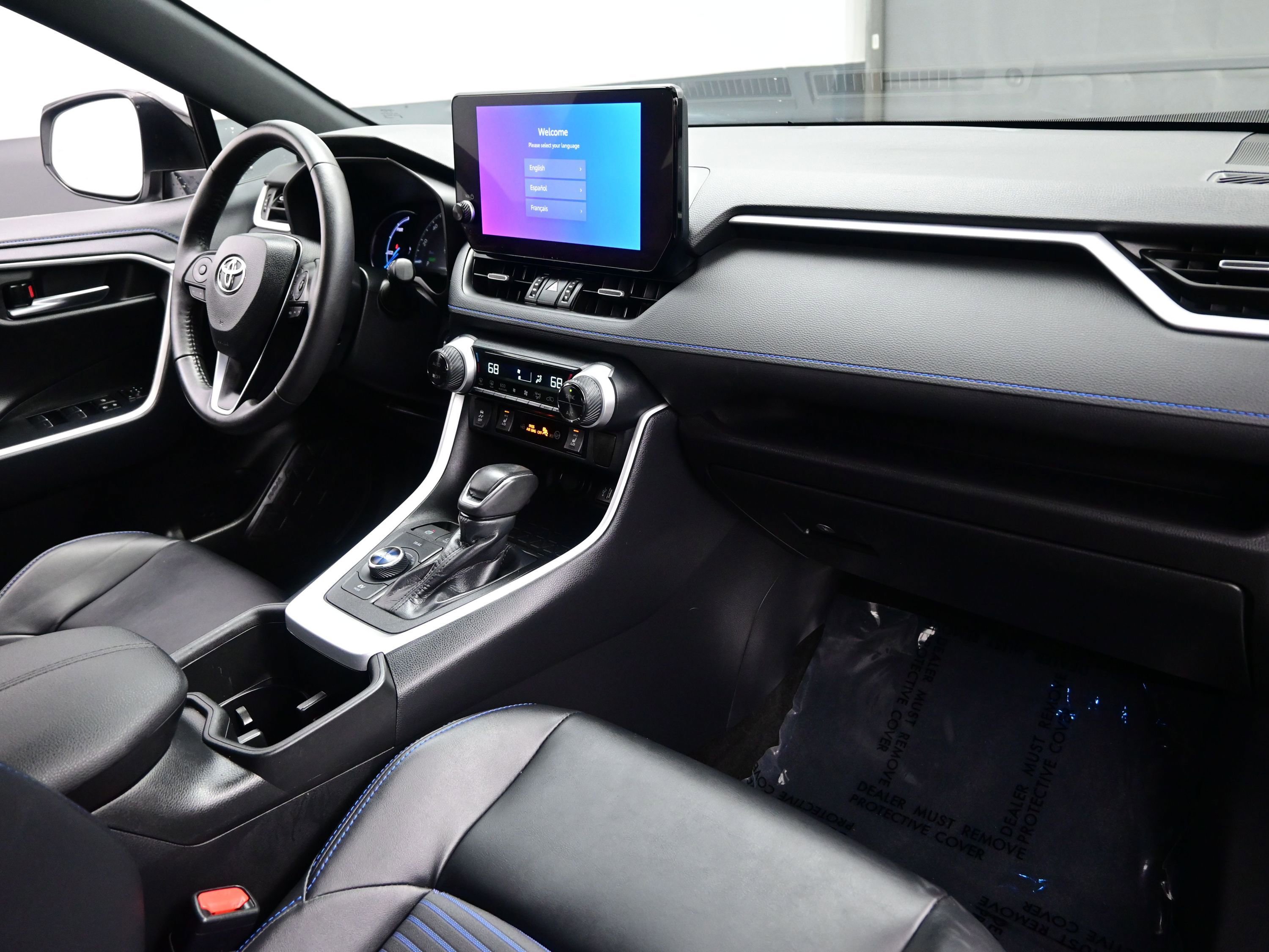 Used 2024 Toyota RAV4 XSE w/ Weather Package image 15