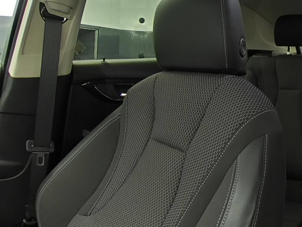 Certified 2023 Buick Envision Preferred FWD image 12