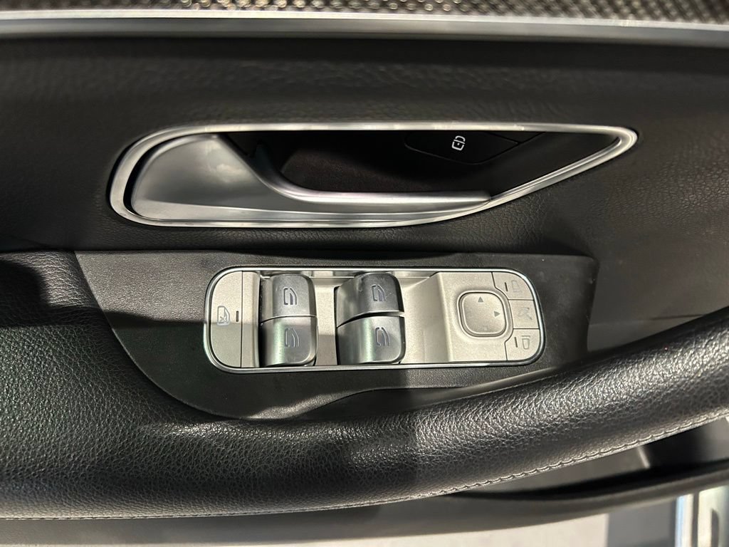Used 2020 Mercedes-Benz GLE 580 4MATIC w/ MBUX Technology Package image 12