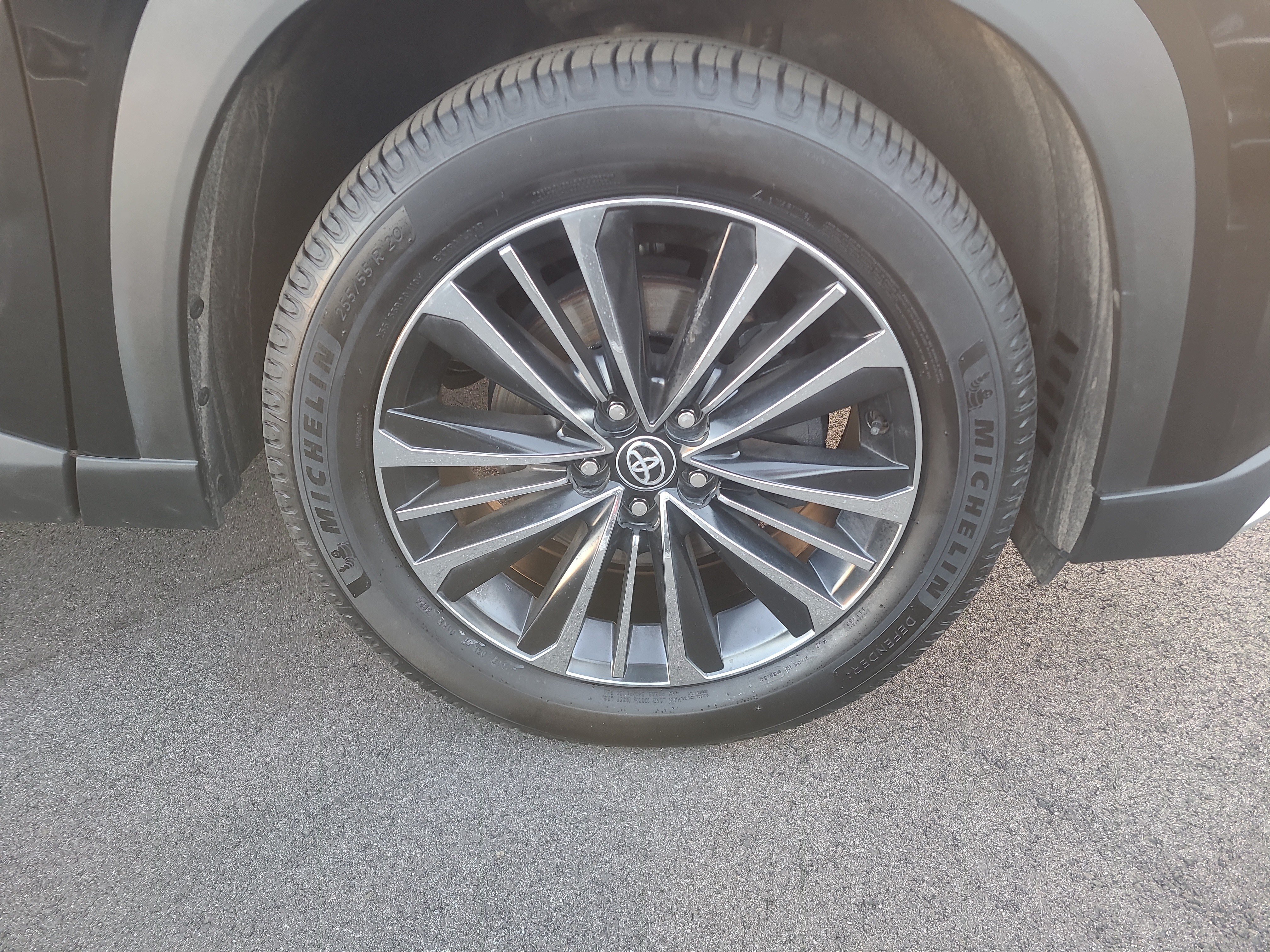 Certified 2024 Toyota Grand Highlander AWD Hybrid image 12