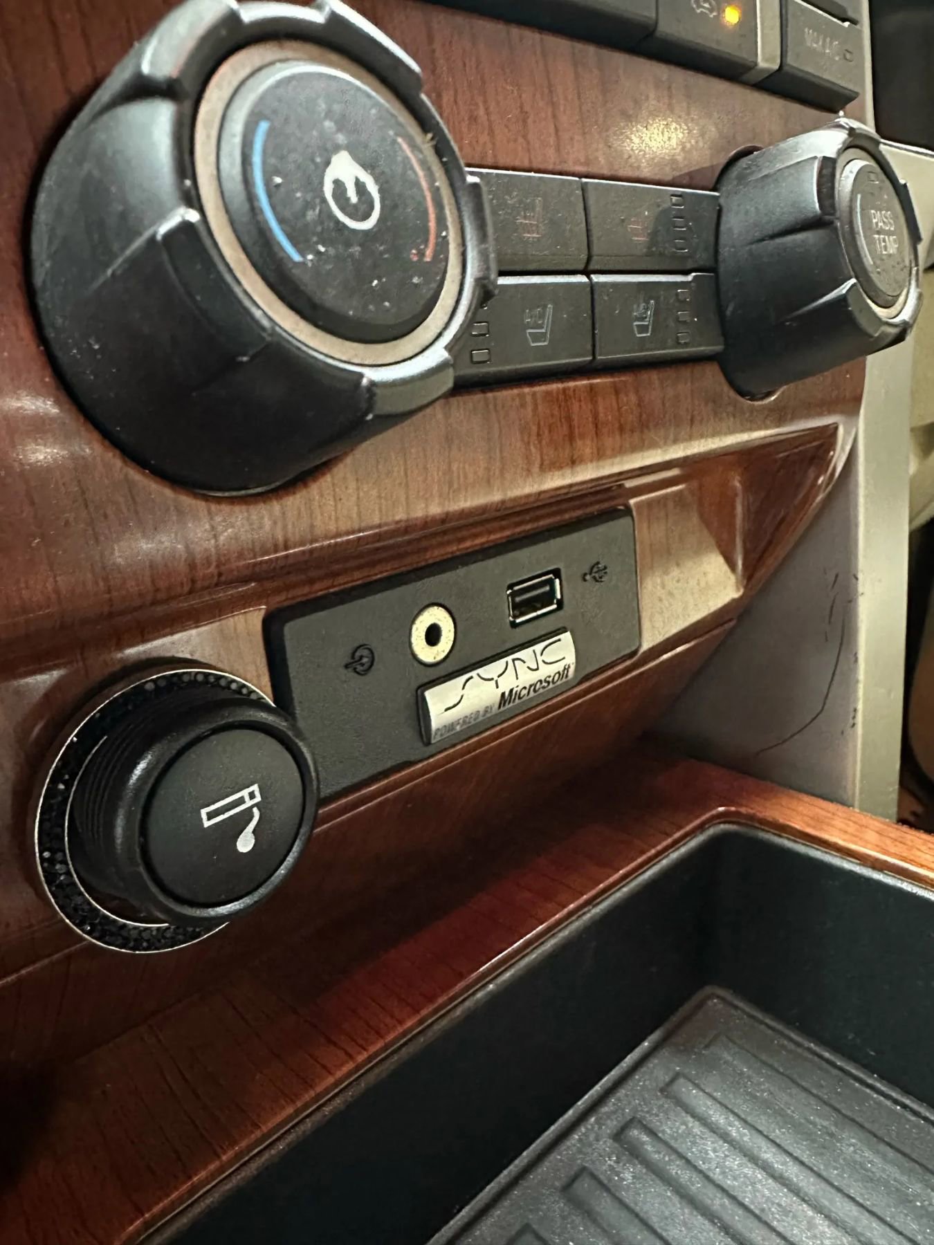 Used 2009 Ford F150 Lariat image 20