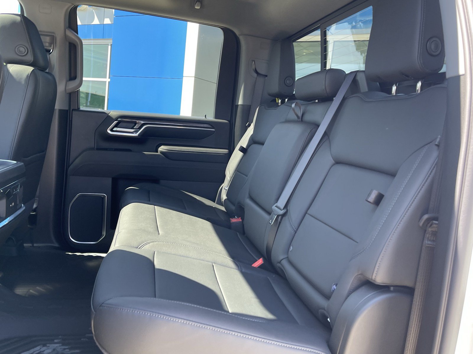 New 2026 Chevrolet Silverado 3500 LTZ w/ LTZ Premium Package AWD/4WD image 15