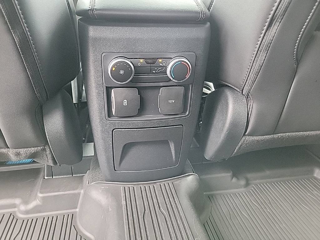 Used 2023 Ford Explorer XLT w/ Equipment Group 202A AWD/4WD image 11