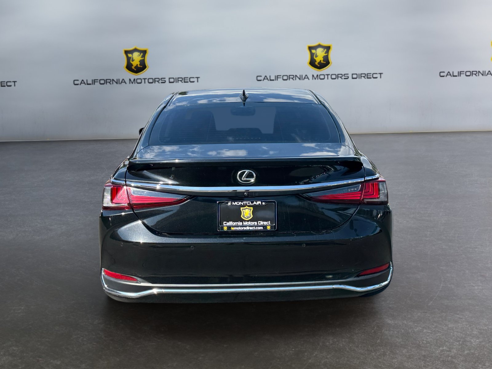 Used 2023 Lexus ES 300h w/ Premium Package FWD image 4