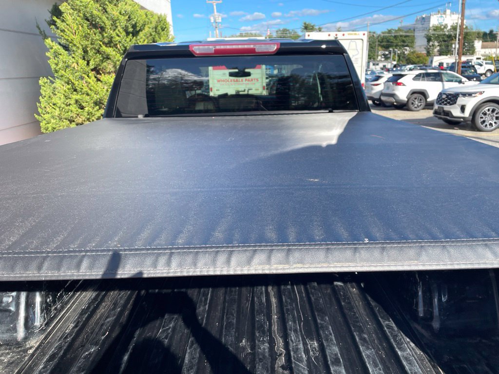 Used 2022 Chevrolet Silverado 1500 LT AWD/4WD image 12