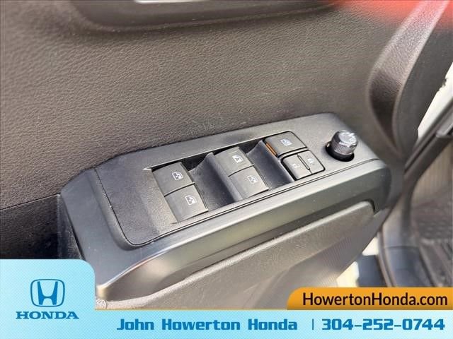 Used 2022 Toyota Tacoma SR image 15