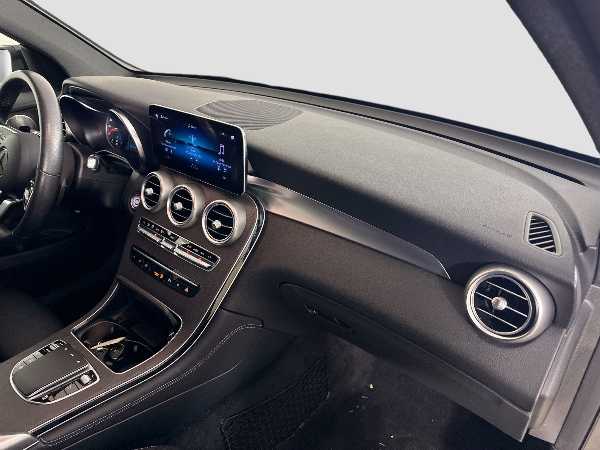 Certified 2020 Mercedes-Benz GLC 300 4MATIC image 34