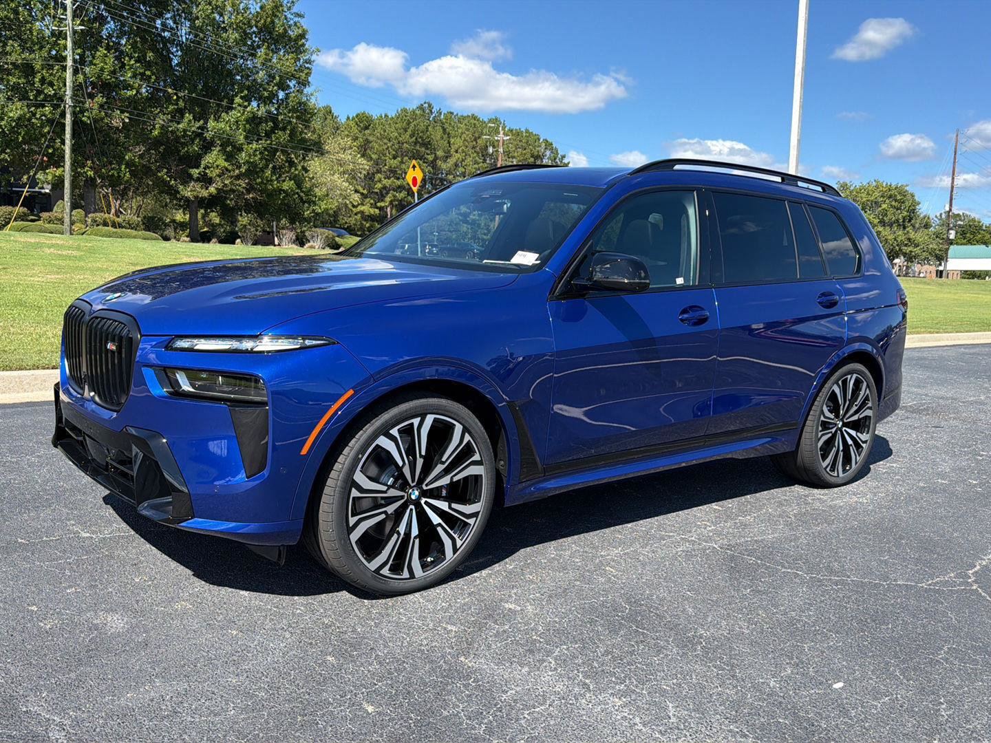 New 2027 BMW X7 M60i
