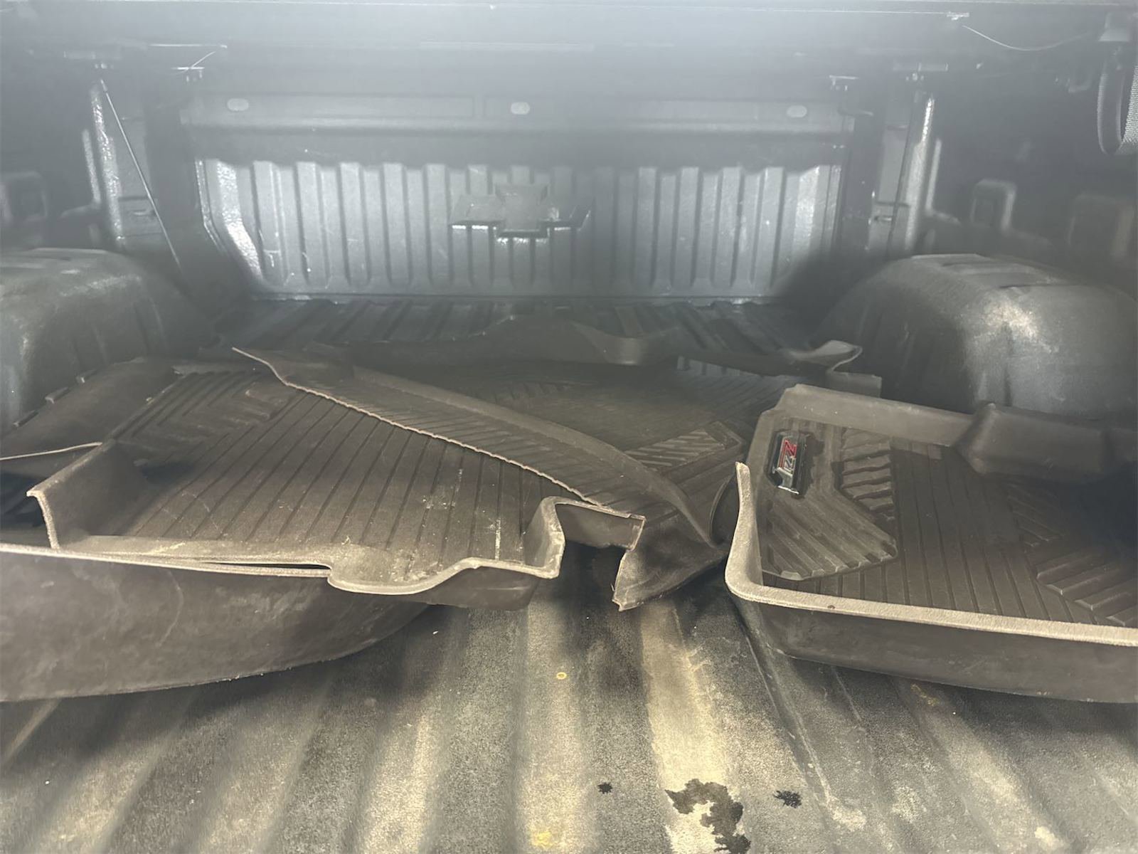 Used 2022 Chevrolet Silverado 1500 LTZ w/ LTZ Premium Package AWD/4WD image 16