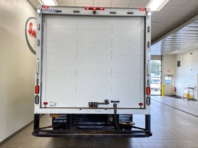 Certified 2023 Ford E-450 and Econoline 450 Super Duty w/ Power Windows & Locks Group image 6