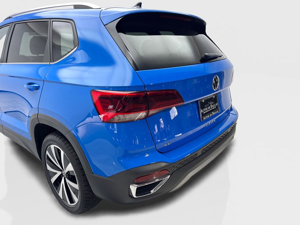 Used 2022 Volkswagen Taos SE w/ Panoramic Sunroof Package AWD/4WD image 19