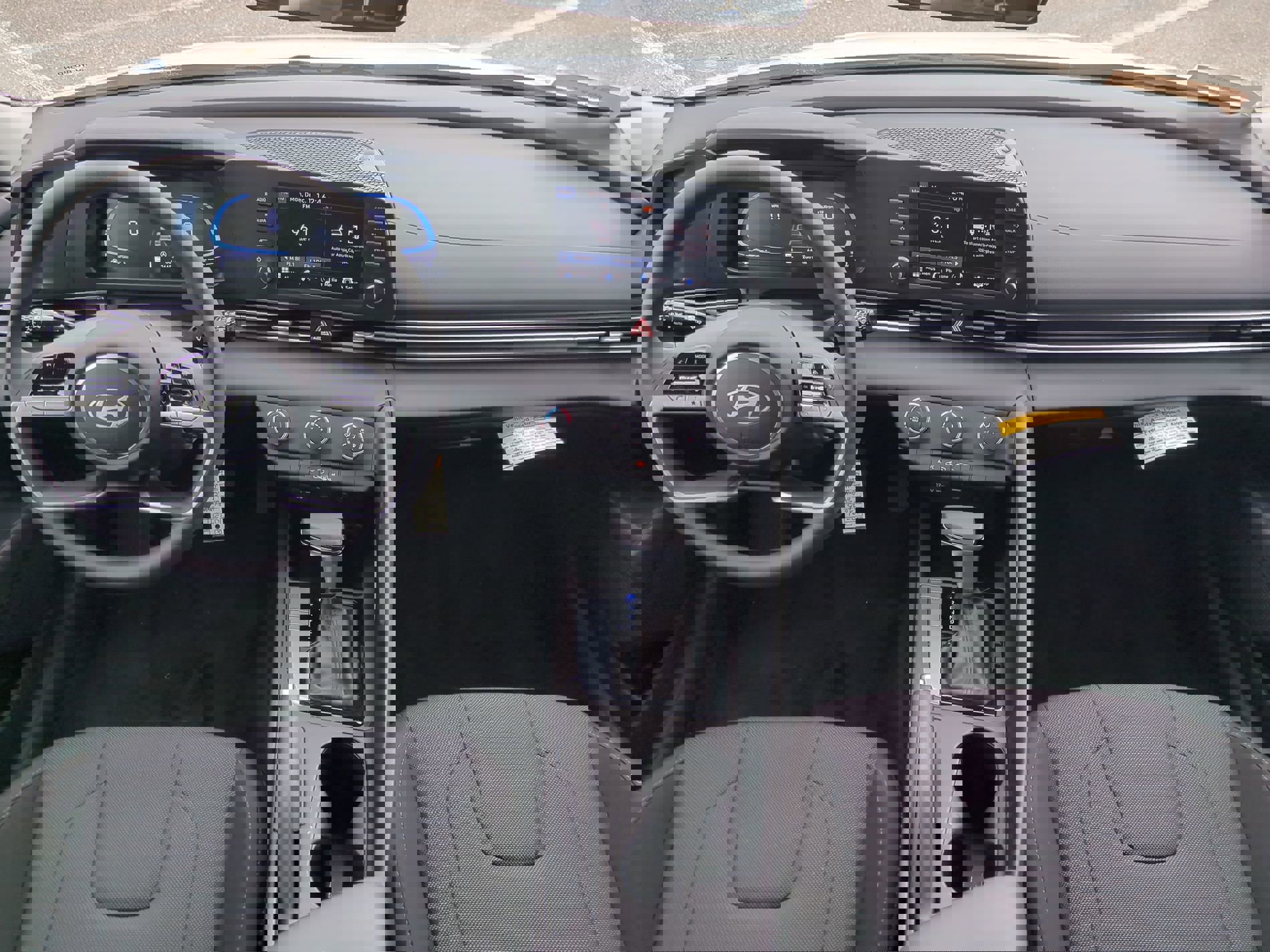 New 2025 Hyundai Elantra SE image 14