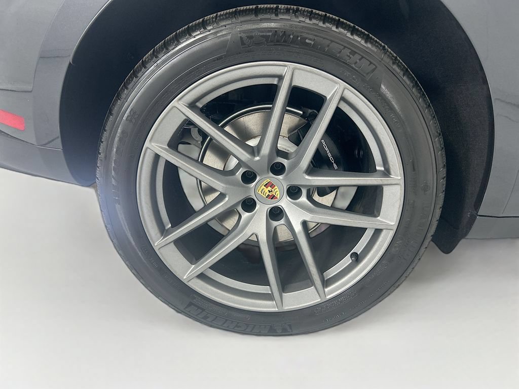 Used 2026 Porsche Macan AWD/4WD image 33