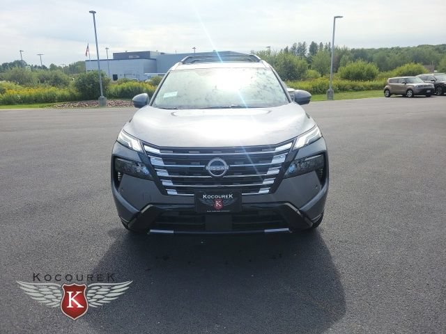 New 2026 Nissan Rogue Platinum w/ Platinum Premium Package AWD/4WD image 2