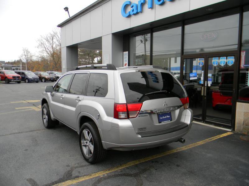 Used 2011 Mitsubishi Endeavor SE AWD/4WD image 8
