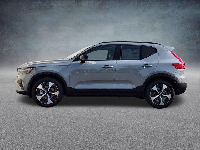 New 2026 Volvo XC40 B5 Plus w/ Protection Package Premier AWD/4WD image 4