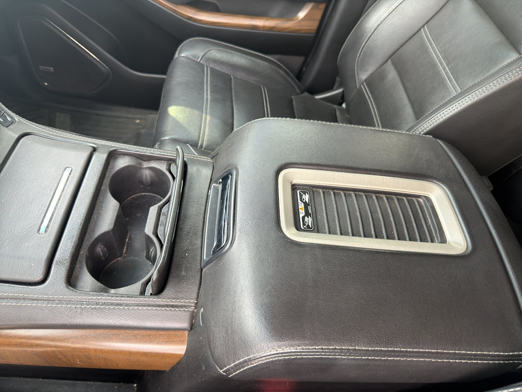 Certified 2019 GMC Yukon XL Denali AWD/4WD image 25