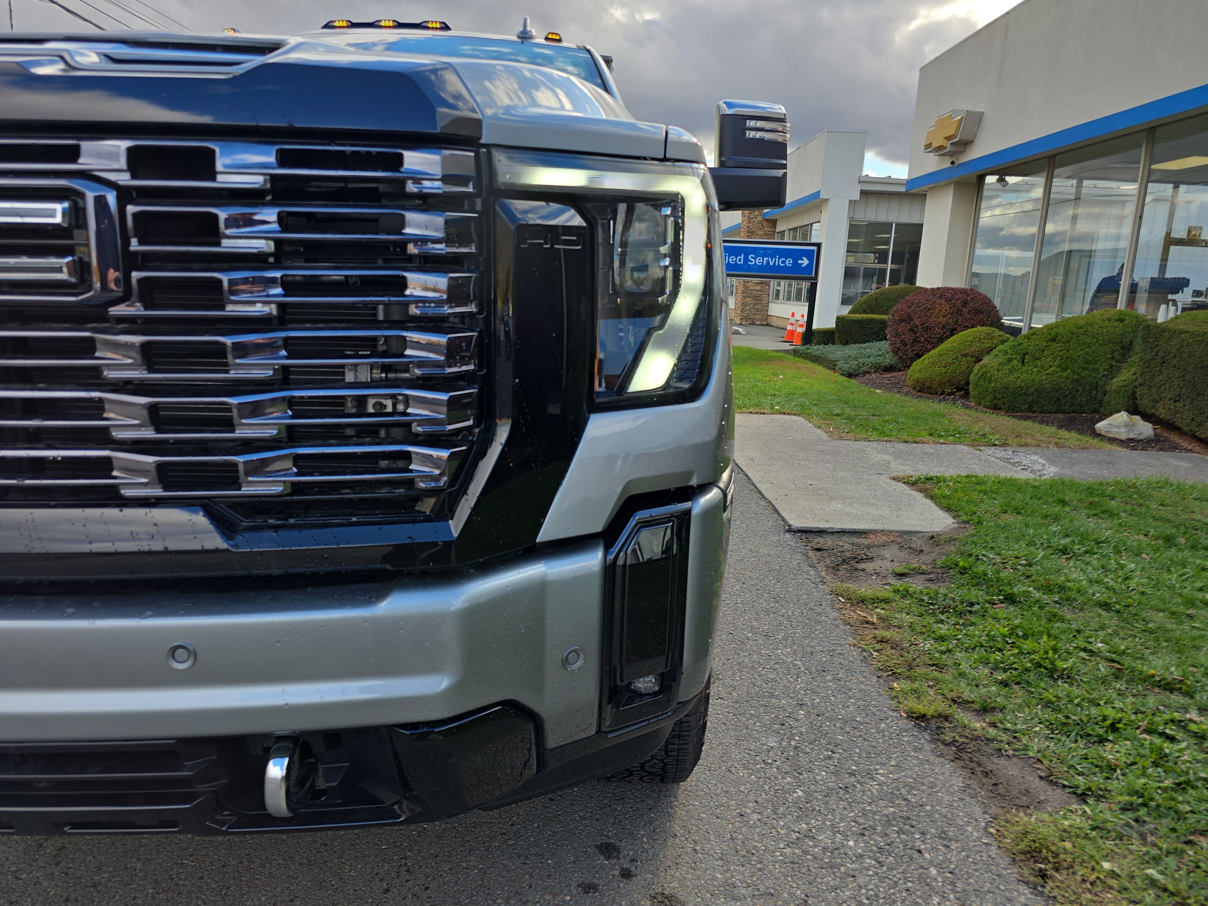 New 2026 GMC Sierra 2500 Denali Ultimate image 10