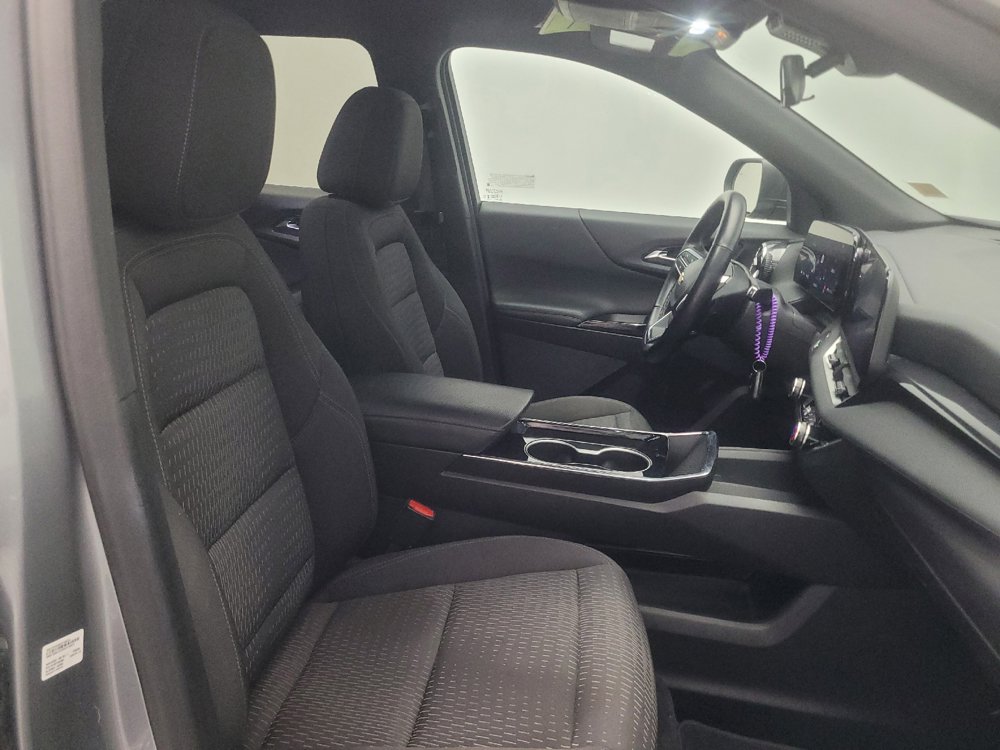 Used 2025 Chevrolet Equinox LT AWD/4WD image 21