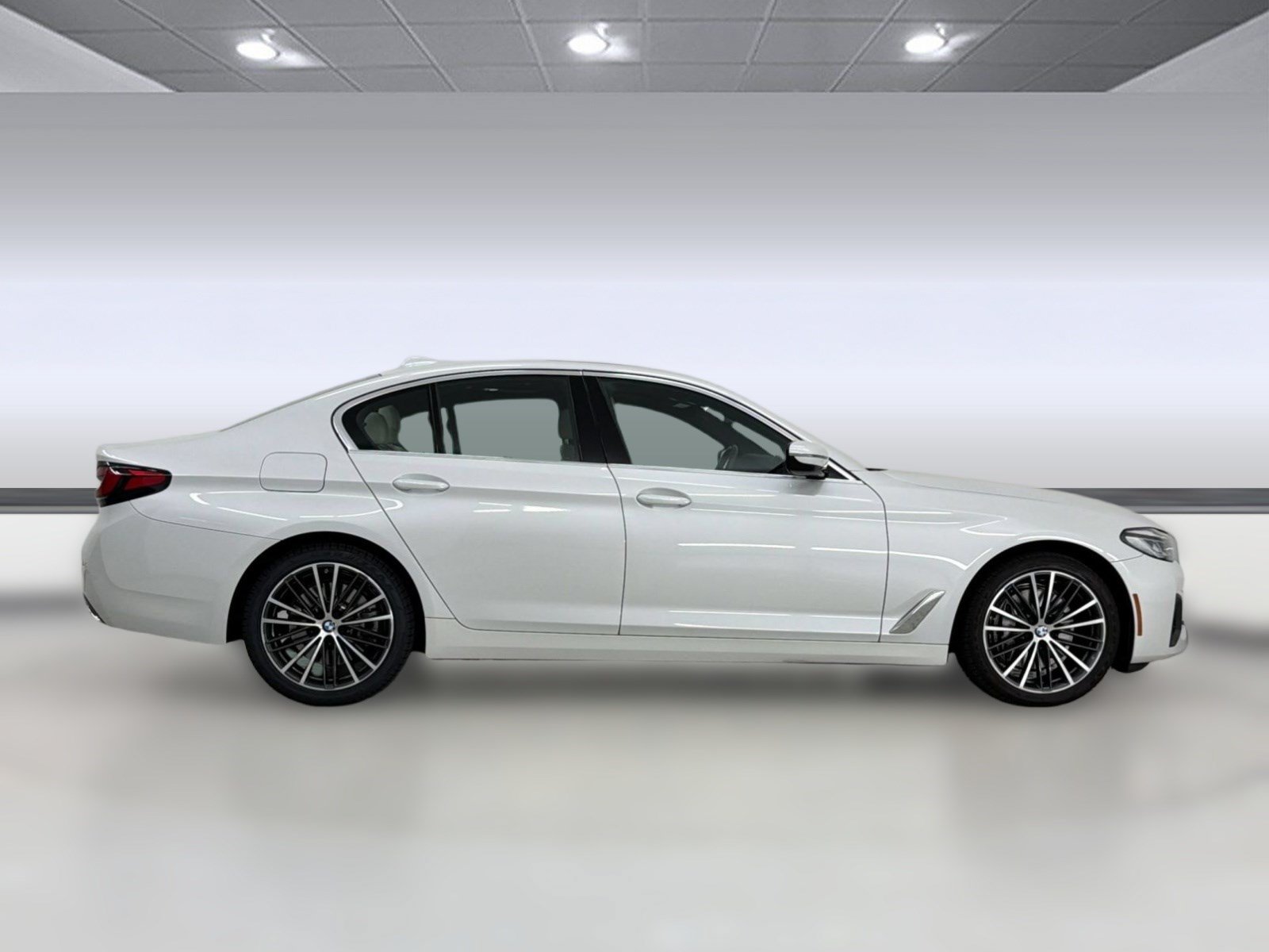Used 2023 BMW 540i w/ Executive Package RWD image 8