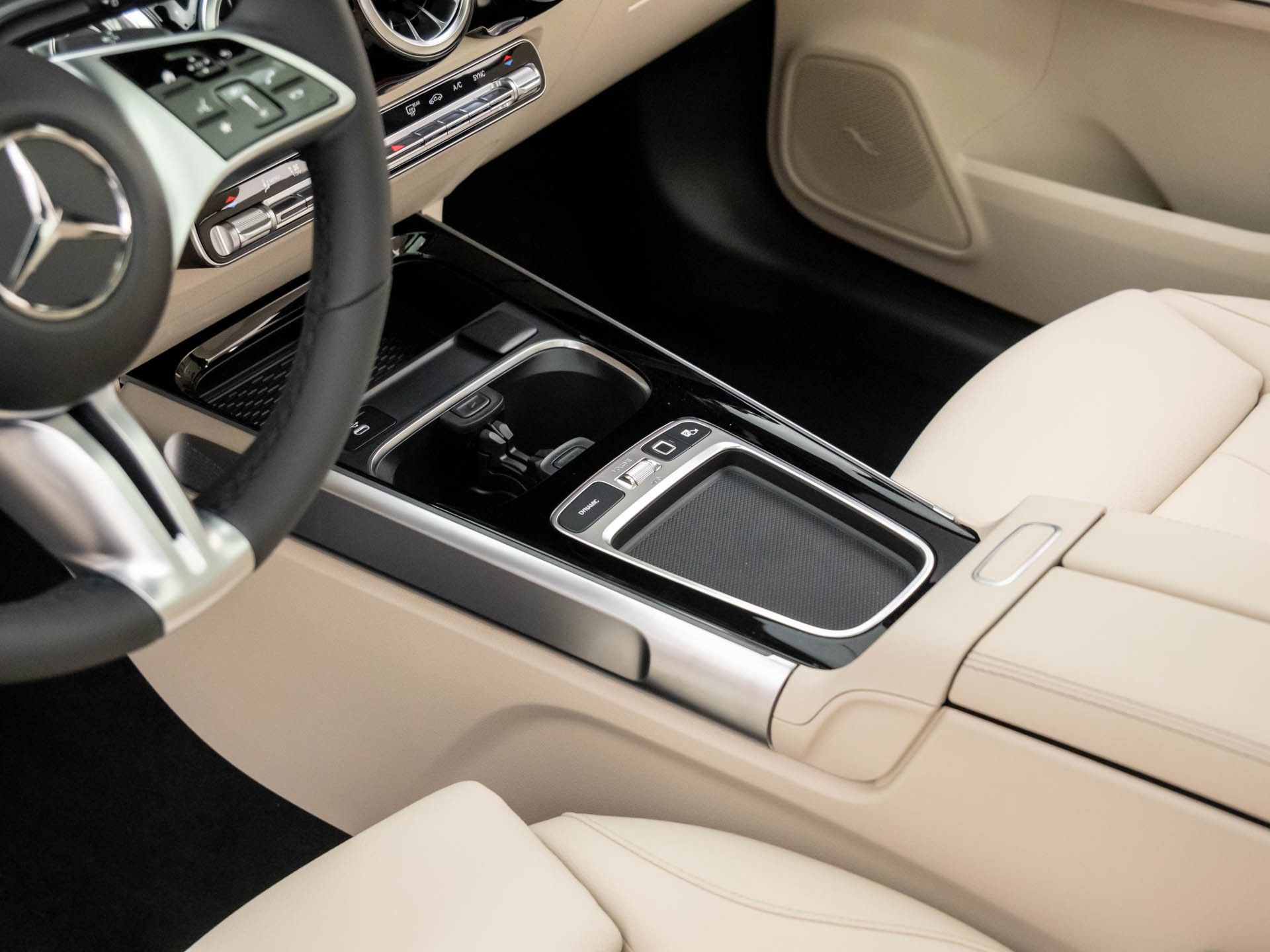 New 2026 Mercedes-Benz GLB 250 4MATIC image 12