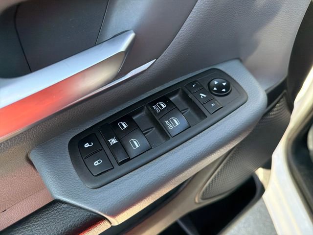Used 2021 RAM 1500 Big Horn AWD/4WD image 17