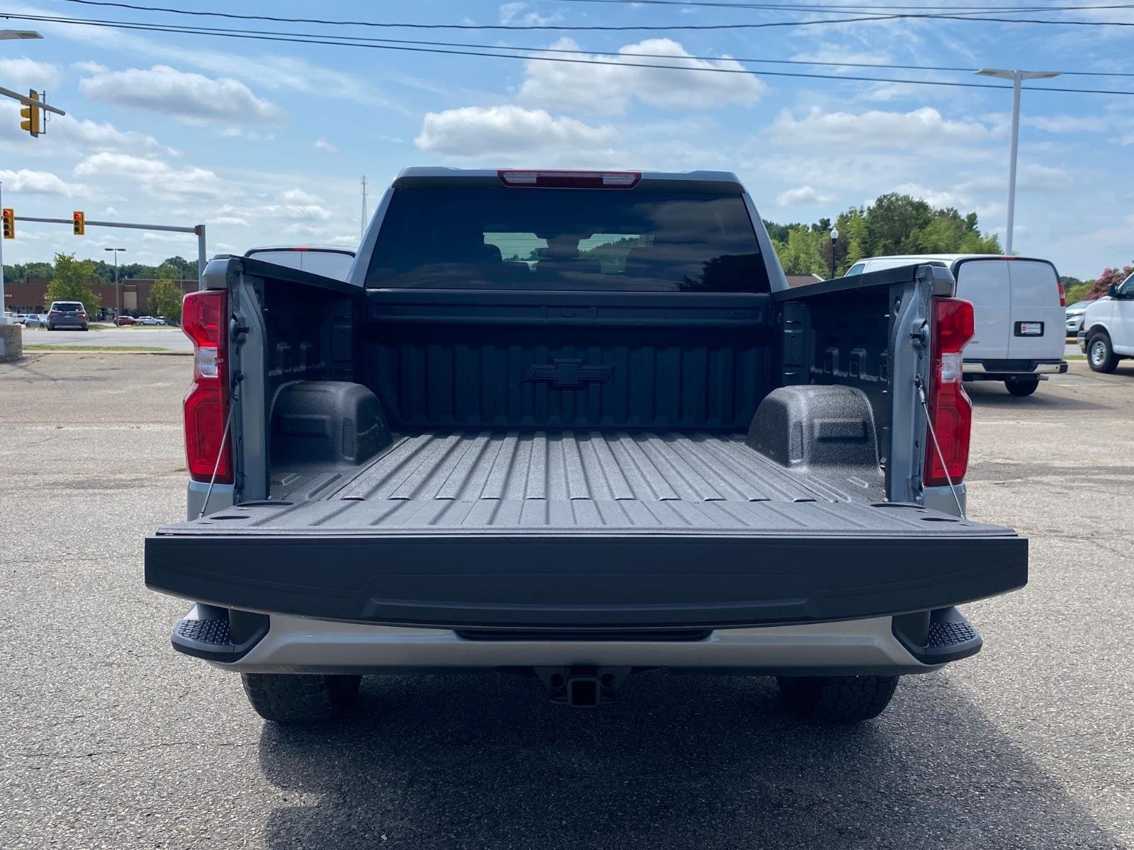New 2026 Chevrolet Silverado 1500 RST w/ RST Select Package AWD/4WD image 6