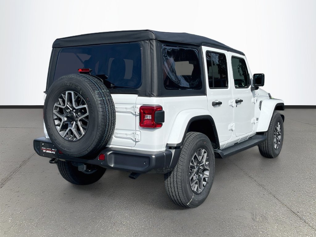 New 2026 Jeep Wrangler Unlimited Sahara AWD/4WD image 7