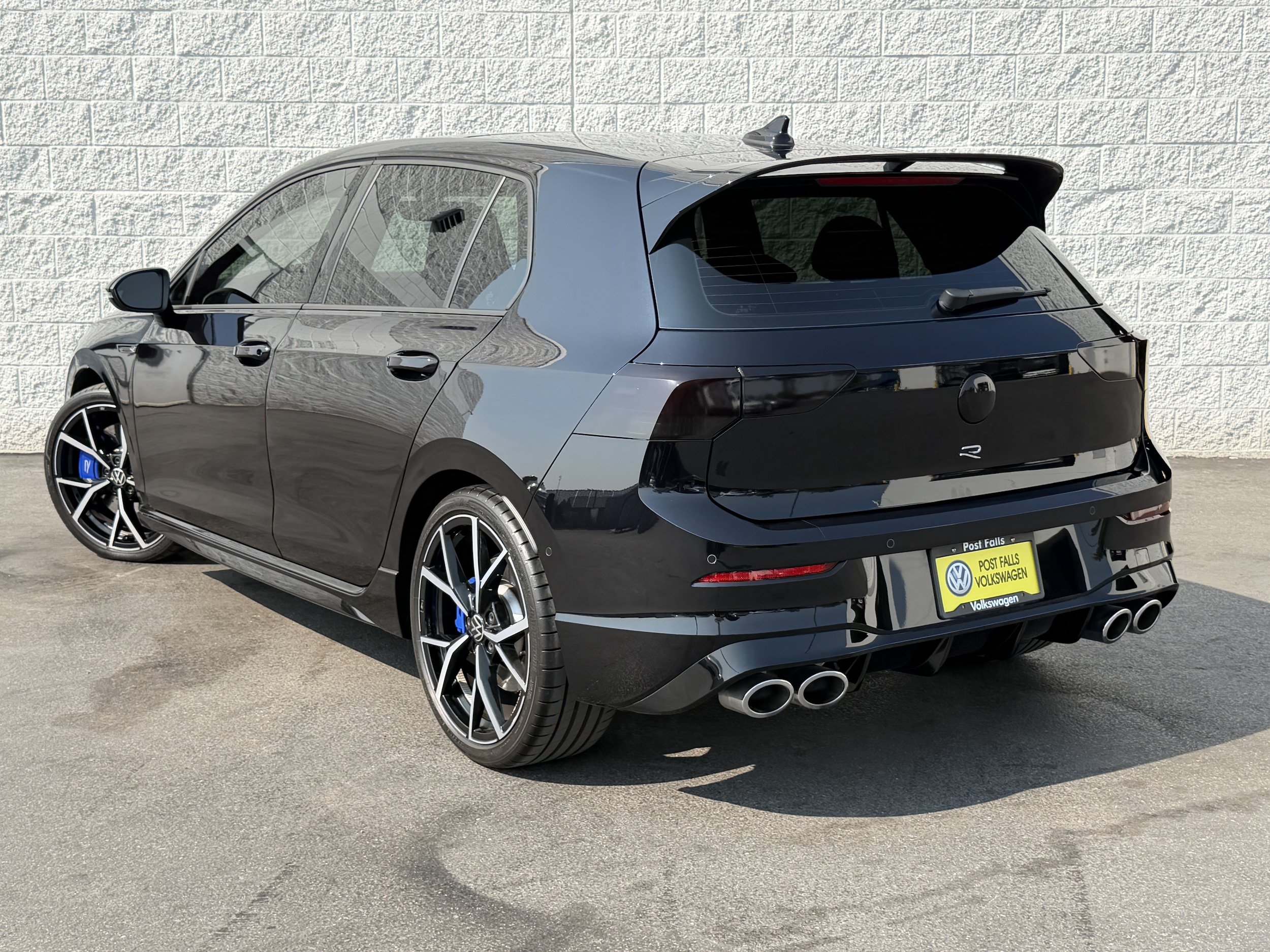 Used 2024 Volkswagen Golf R AWD/4WD image 6