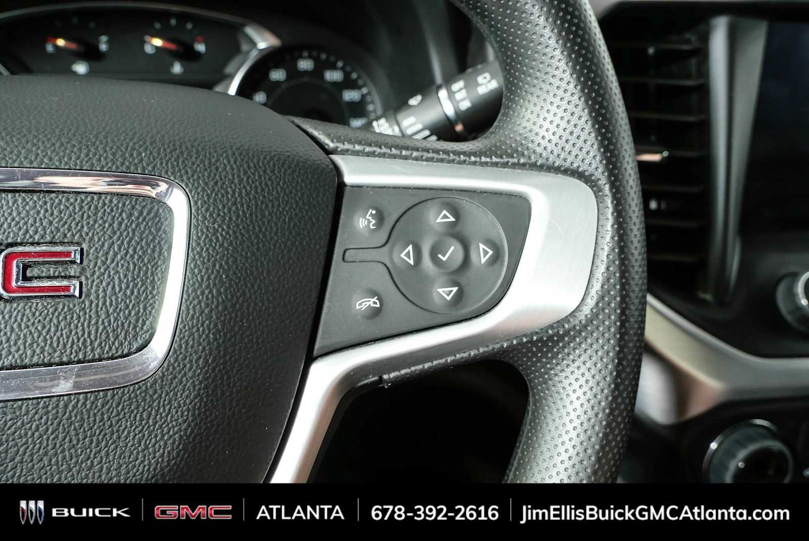 Used 2023 GMC Acadia SLE FWD image 11