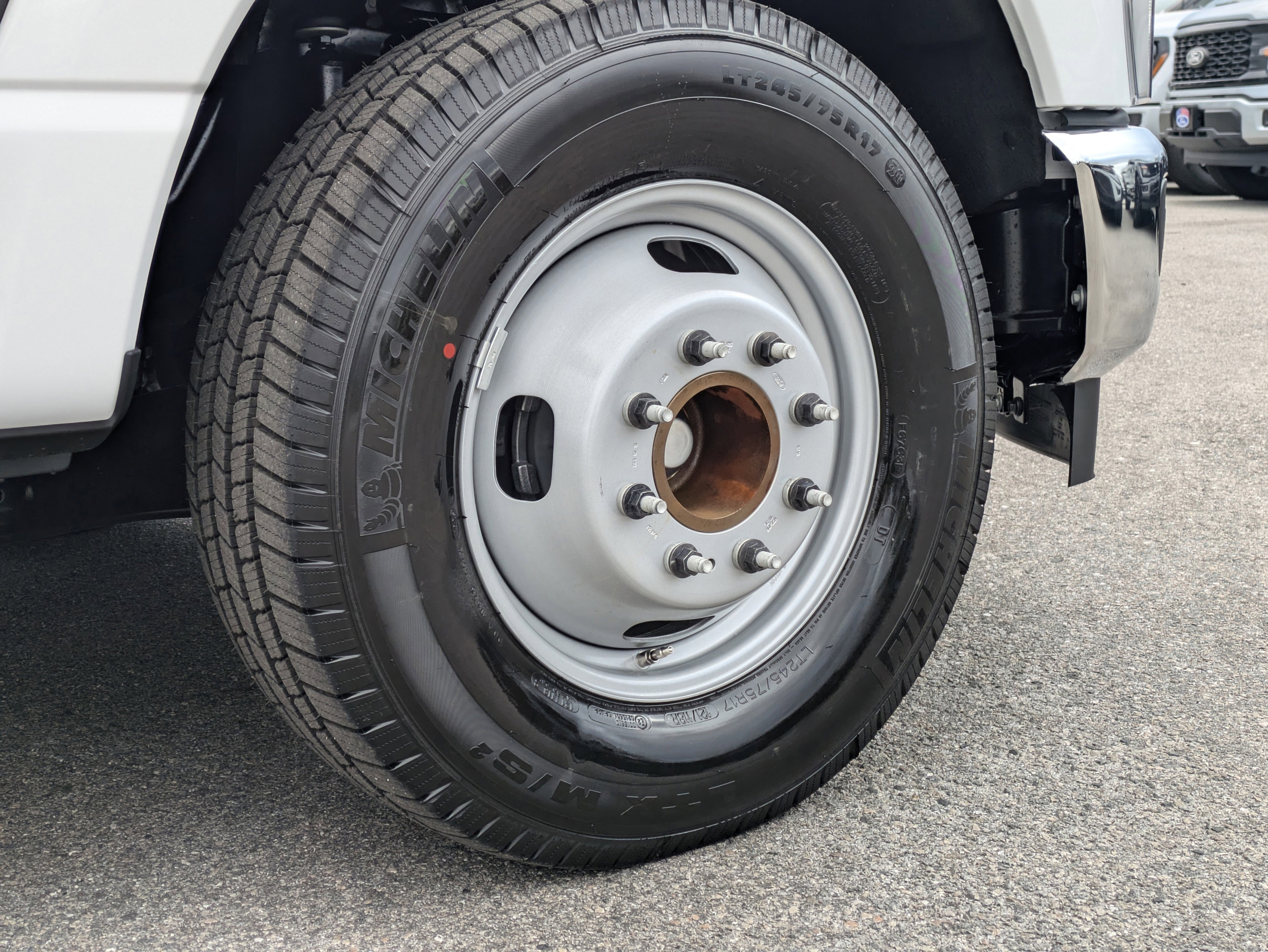 New 2025 Ford F350 XL w/ XL Chrome Package image 13