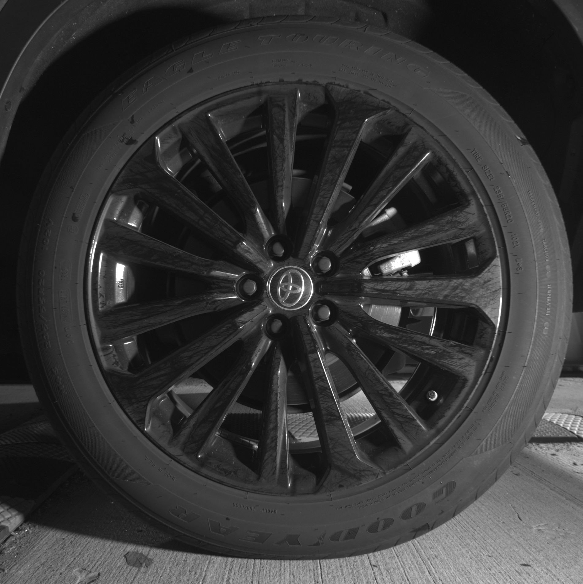 Used 2025 Toyota Highlander XSE image 14