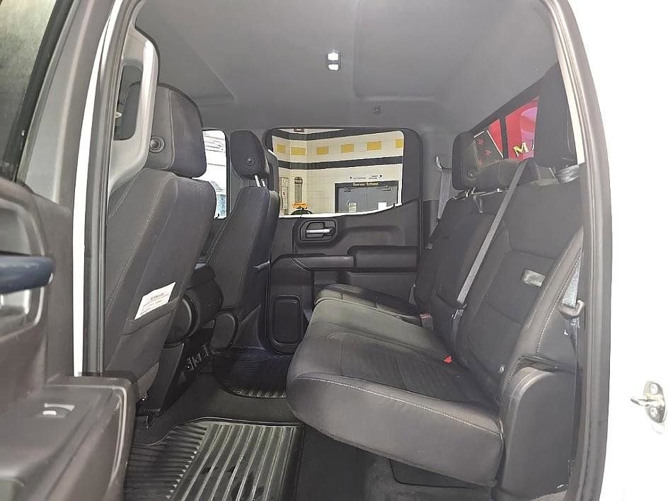 Used 2021 Chevrolet Silverado 1500 LT w/ Z71 Off-Road Package image 27