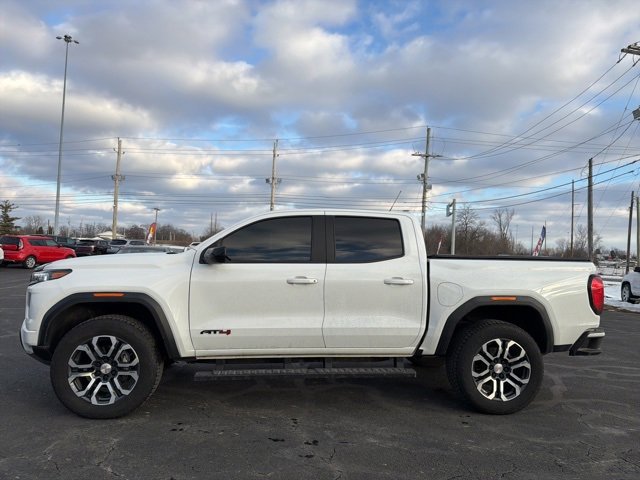 Used 2024 GMC Canyon AT4 w/ AT4 Premium Package image 4