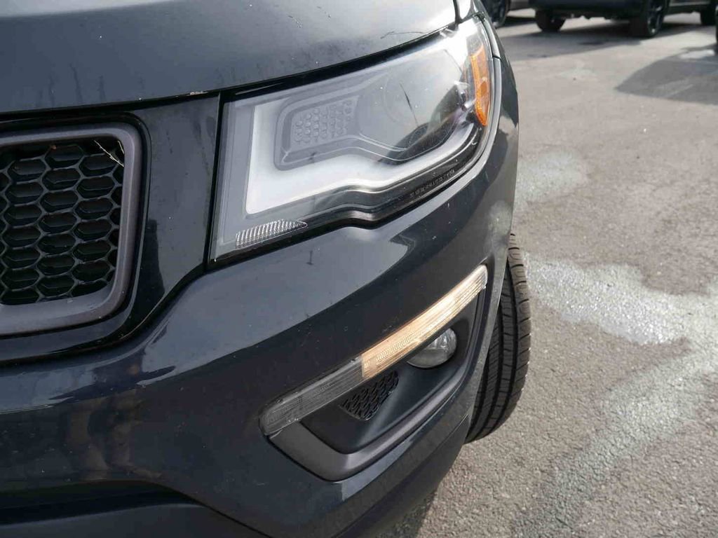 Used 2018 Jeep Compass Trailhawk w/ Leather Interior Group image 28