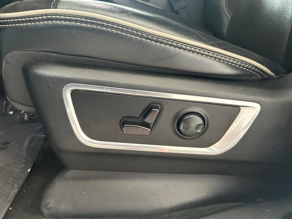 Used 2024 RAM 1500 Laramie RWD image 42