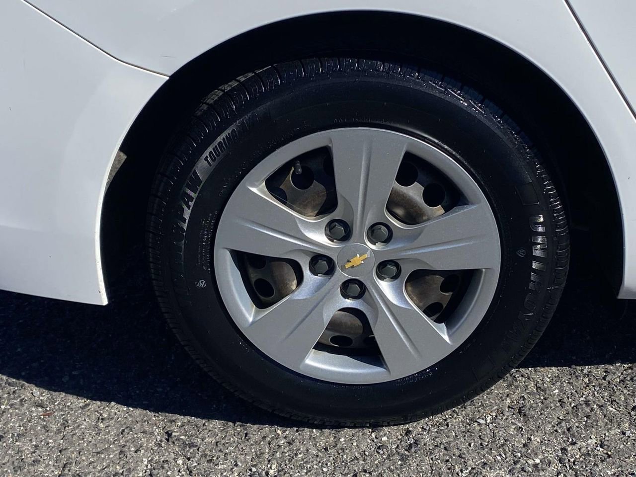 Used 2018 Chevrolet Cruze LS image 7