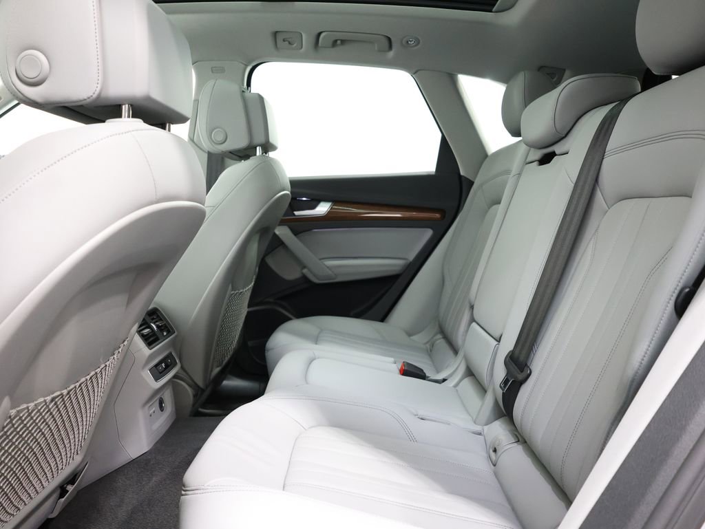 Used 2022 Audi Q5 2.0T Premium Plus AWD/4WD image 27