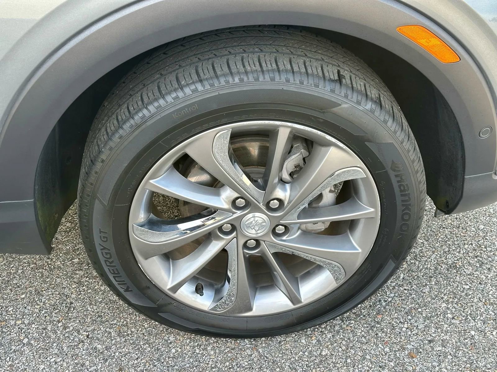 Used 2021 Buick Encore GX Essence w/ Advanced Technology Package image 17