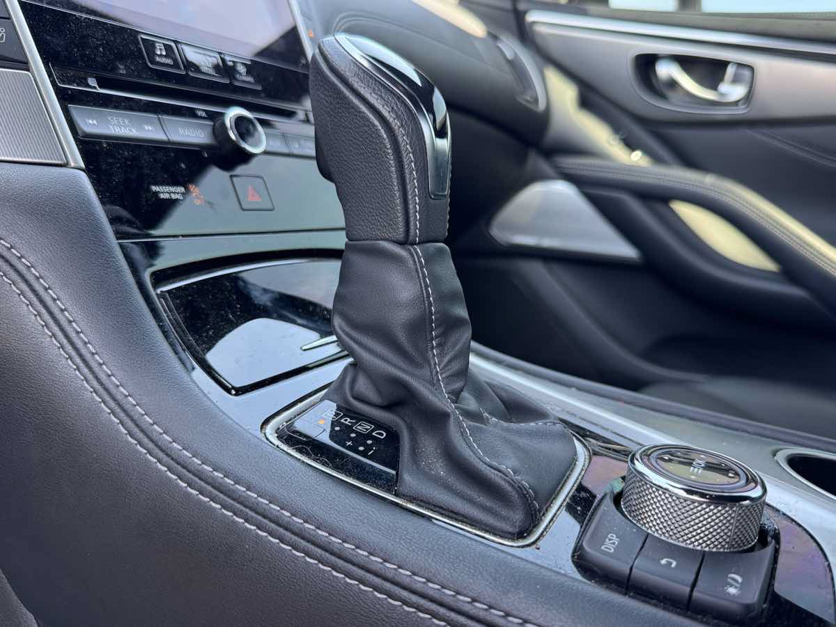 Used 2020 INFINITI Q60 3.0t Luxe RWD image 20