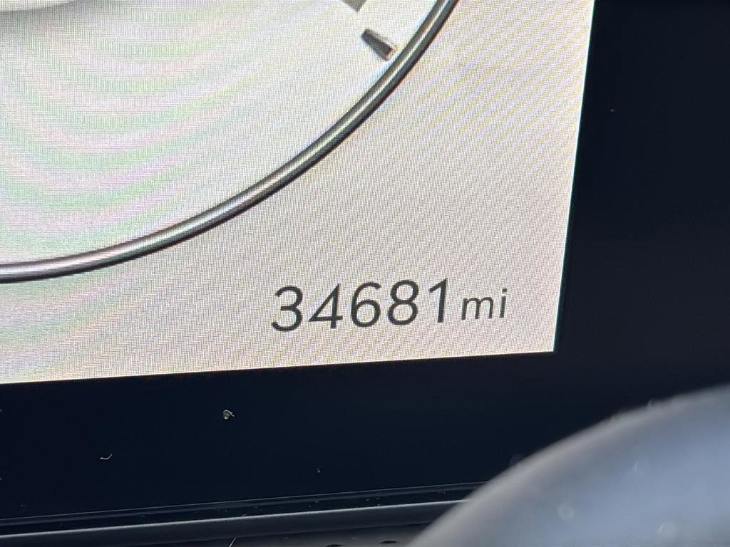 Certified 2023 Genesis GV60 Advanced image 30