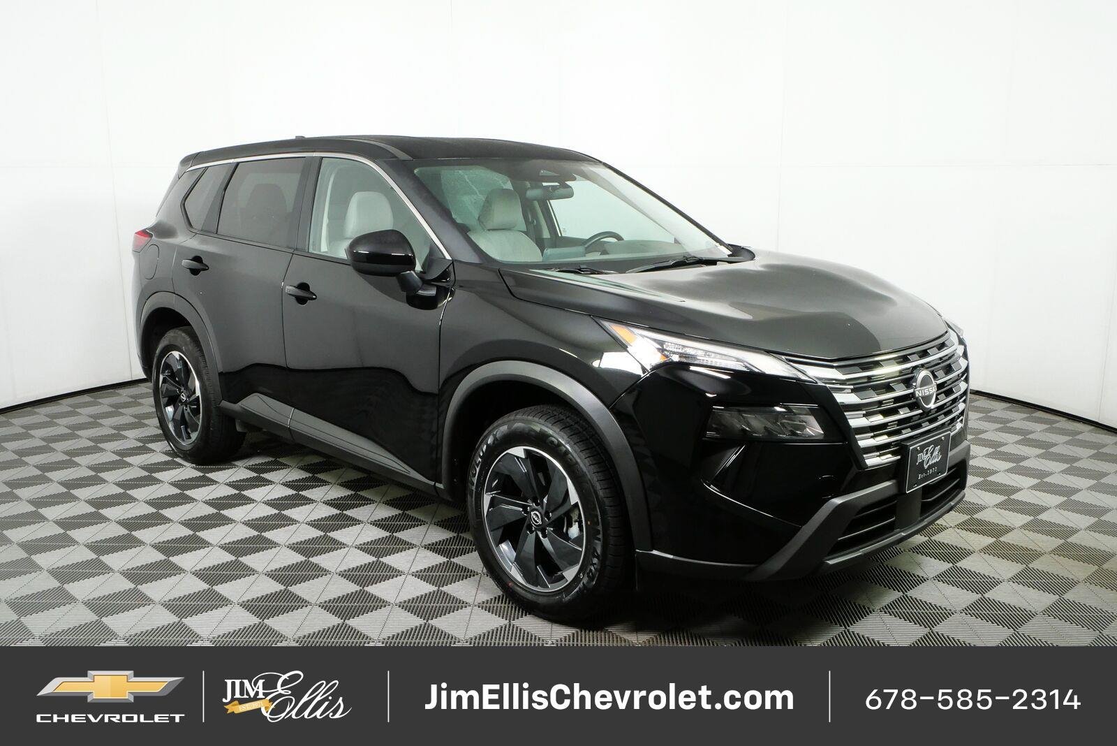 Used 2025 Nissan Rogue SV