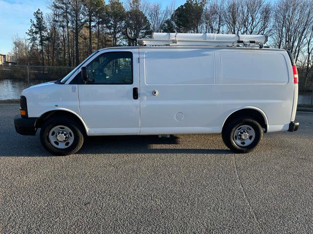 Used 2013 Chevrolet Express 2500 image 8