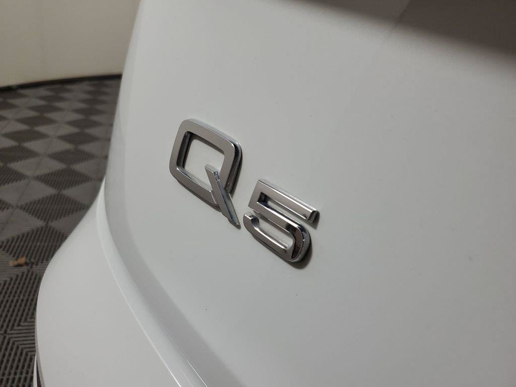 Used 2023 Audi Q5 2.0T Premium Plus w/ Premium Plus Package AWD/4WD image 9